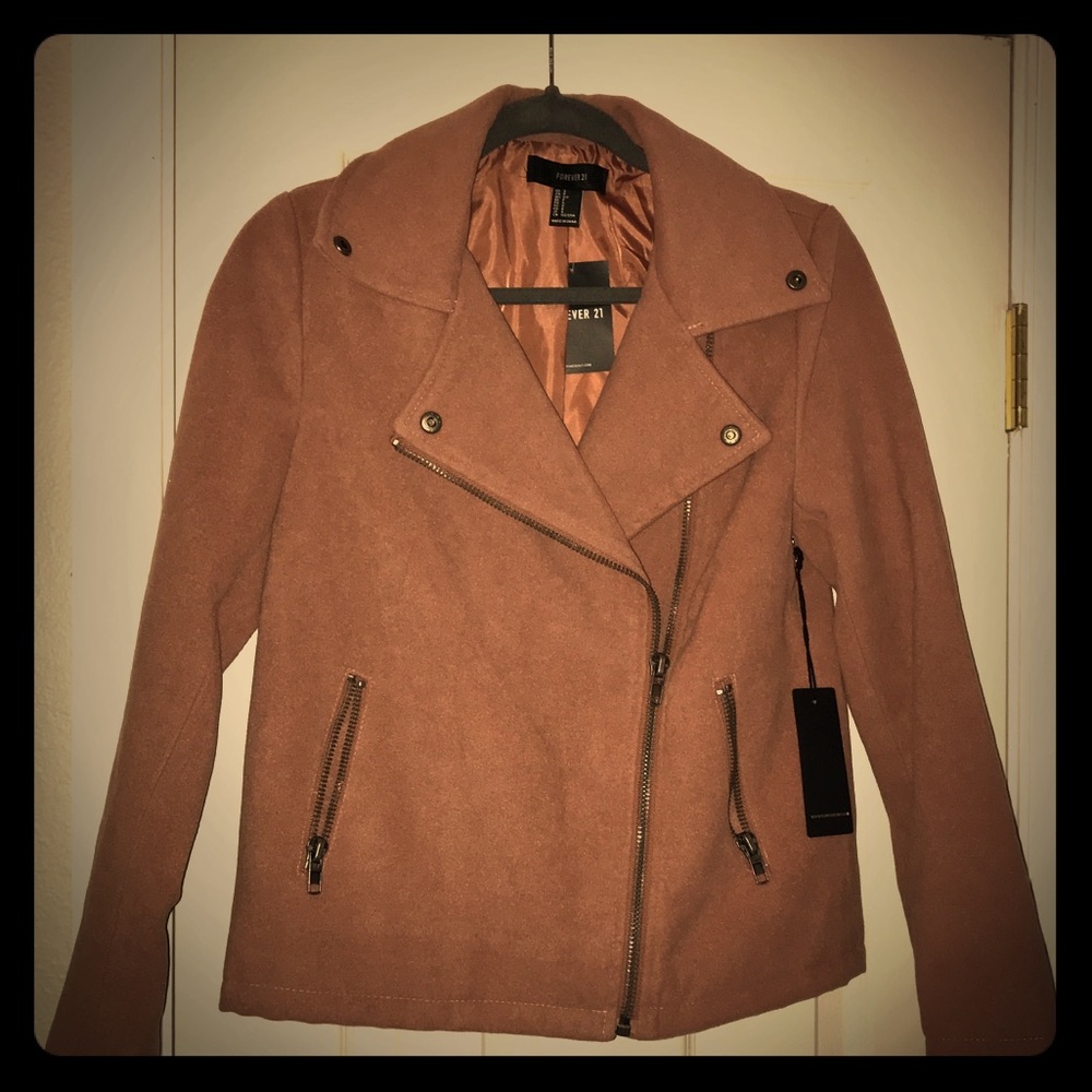 Great jacket to wear on a night out!